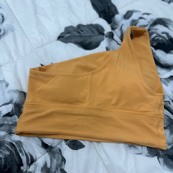 Lululemon Top - Picture 2 of 4